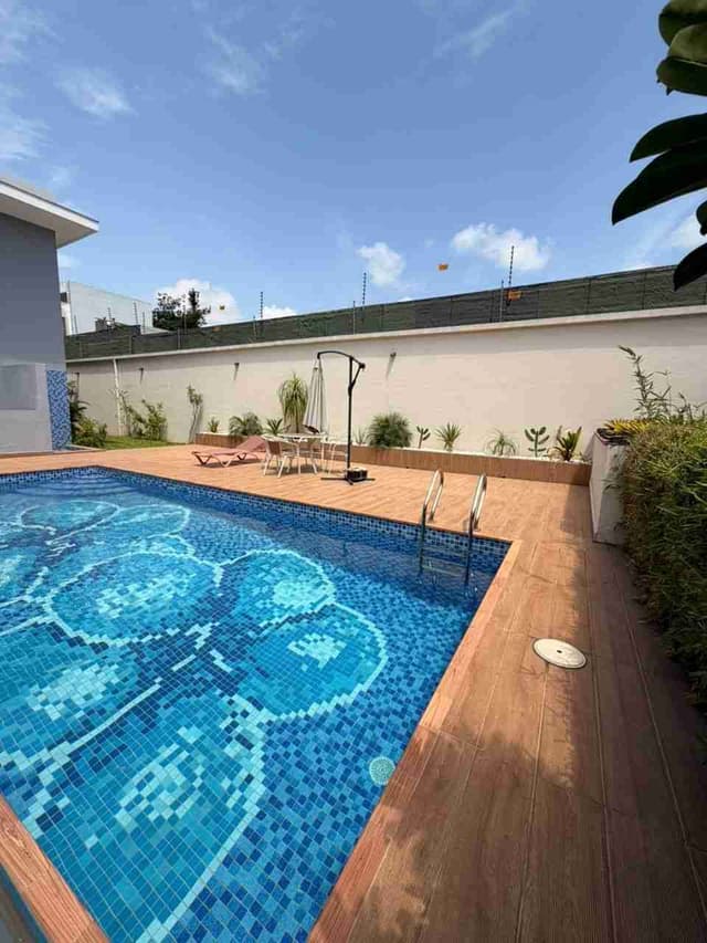 Appt de luxe en location à Beverly Hill du Golf