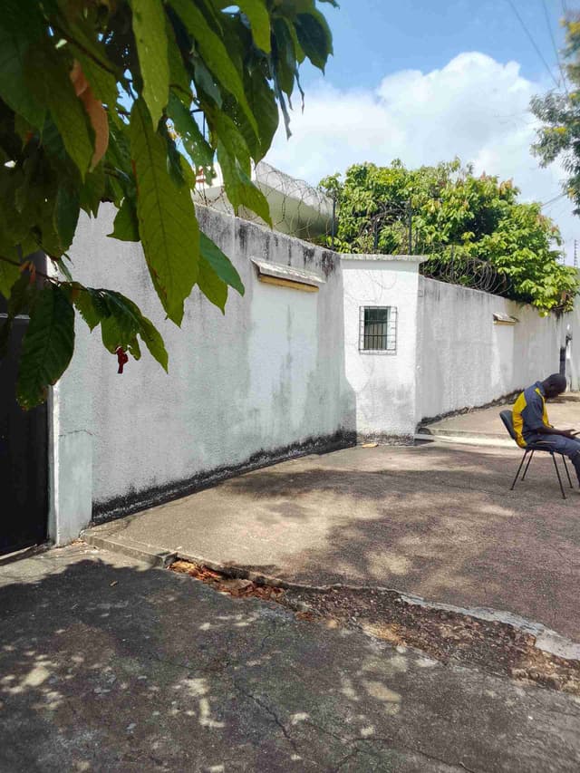 Location d'une villa duplex au Bureau