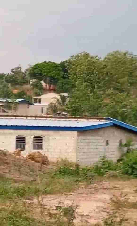VENTE 5 TERRAIN 600M2  AGBOVILLE VILLE ANGOHO ROUTE RUBINO