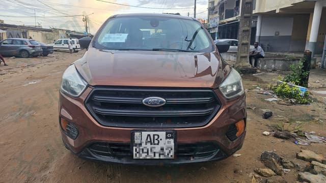 FORD ESCAPE 2017