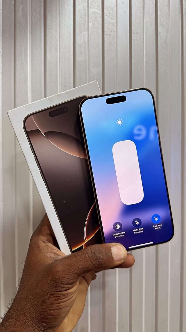 Offre promotionnel : iPhone 15 pro neuf & scellés