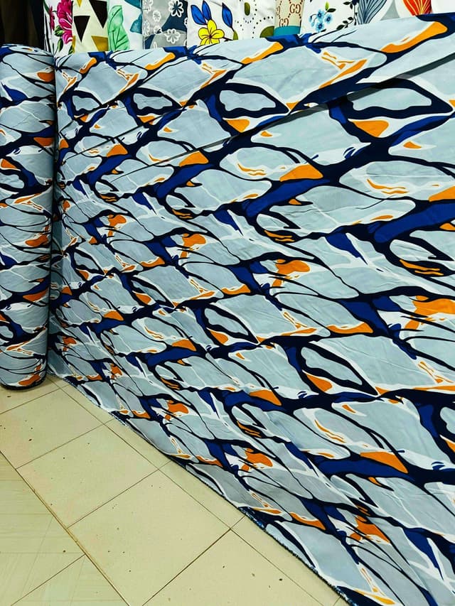 NOUVELLE ARRIVÉE DE DRAPS DE QUALITÉ SUPÉRIEURE✨ Offrez-vous des nuits de rêve avec nos draps doux, résistants et élégants !Disponible en plusieurs couleurs et tailles pour sublimer votre cha