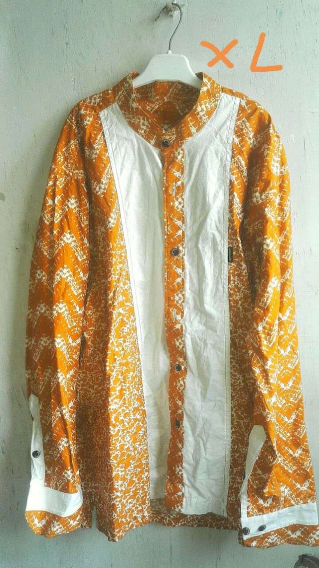 Chemises neuves Prêts à Porter De la marque Woodin