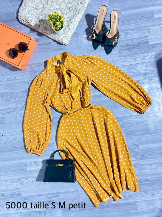 Vêtements en vente ville de Douala état neuf