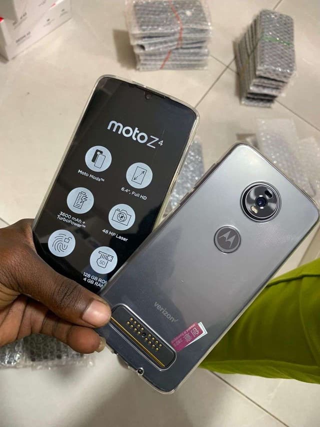 Motorola Z4 Casis Neufs importés