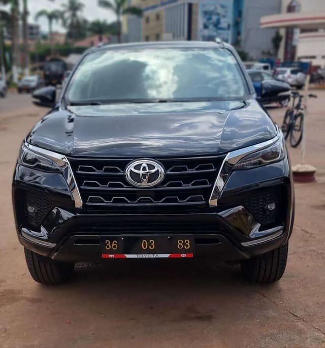 Toyota fortuner 2018 tunné 2021
