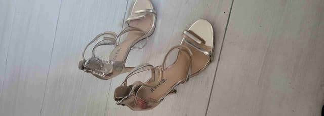 Talons dorés