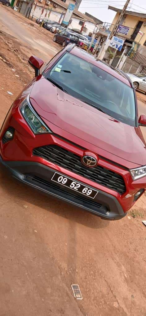 Toyota RAV4 année 2022 neuf