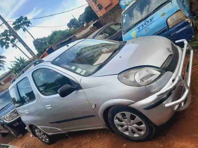 Yaris verso
