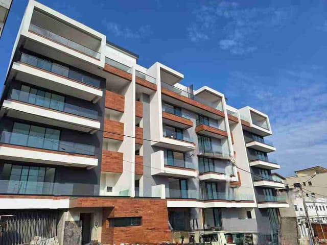 Joli appartement de haut standing à louer à la riviera 4