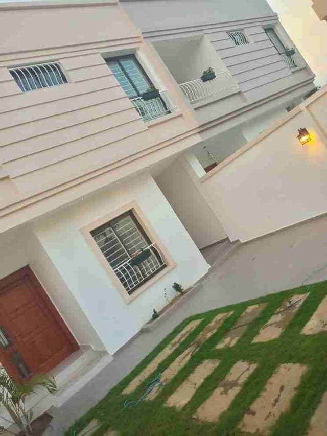 Deux duplex à vendre à yassa