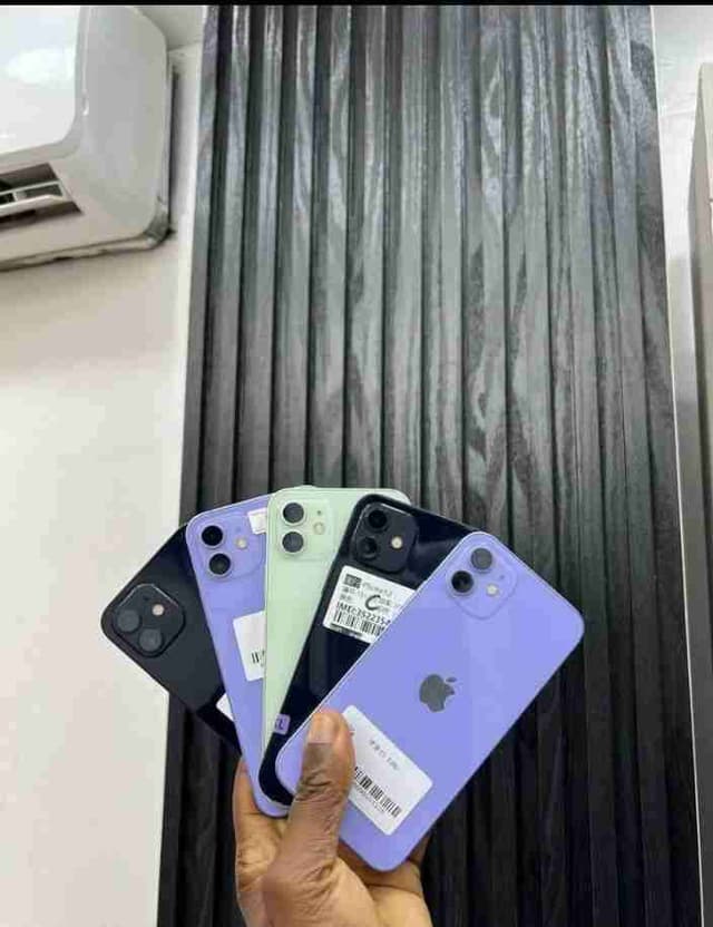 iPhone 12