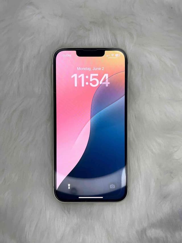 iPhone 13 quasi neuf importés