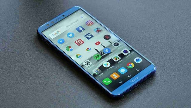 HUAWEI 9 LITE