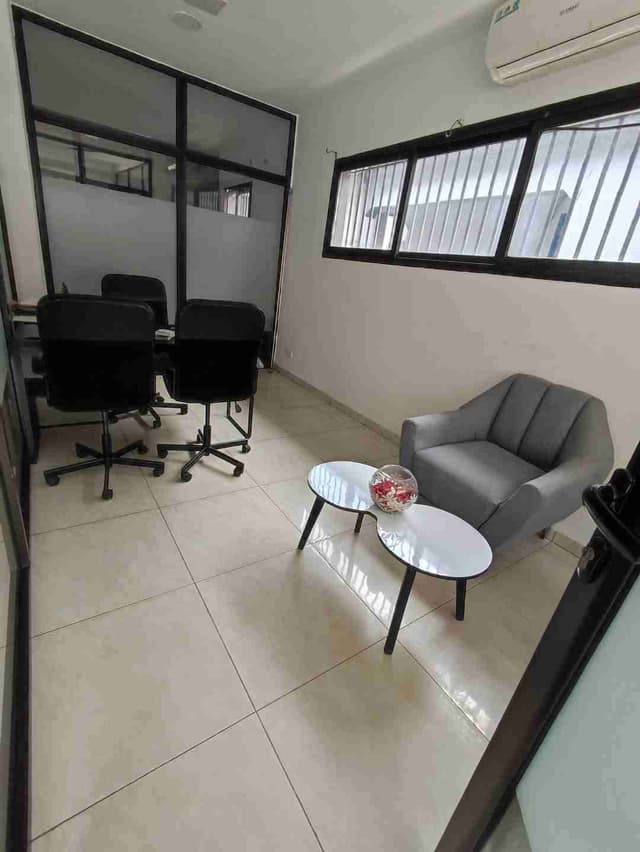 Bureau meublé a louer