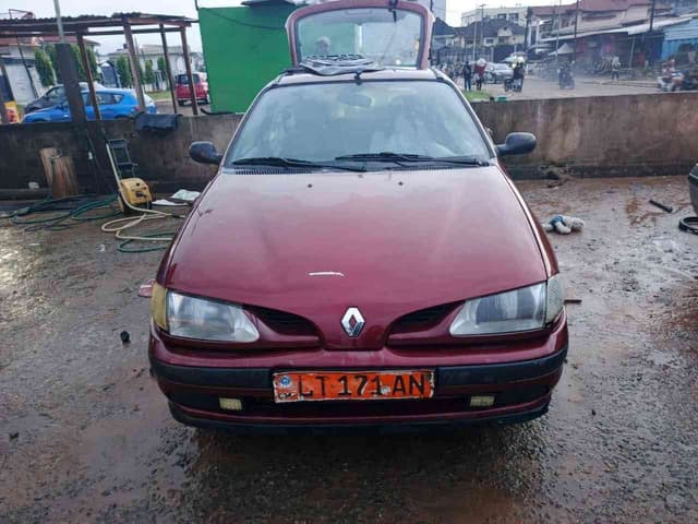 RENAULT MEGANE