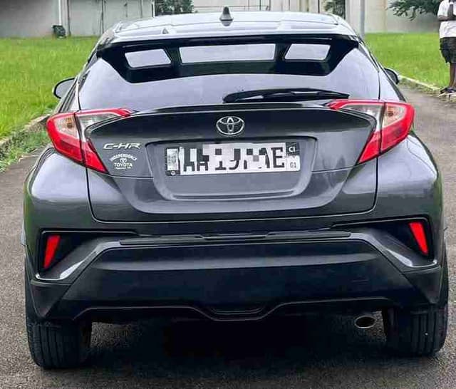 TOYOTA C-HR ANNÉE 2020