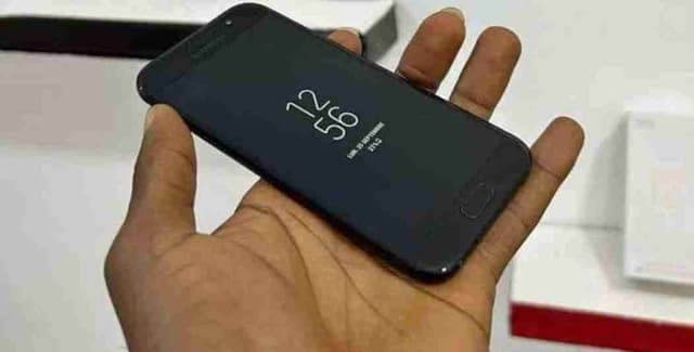 SAMSUNG A3 16GB