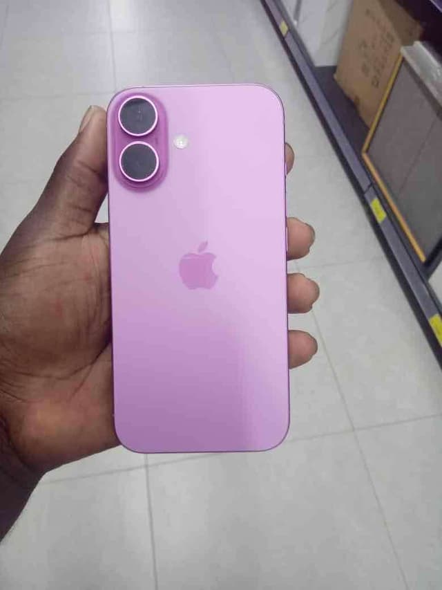 iPhone 16