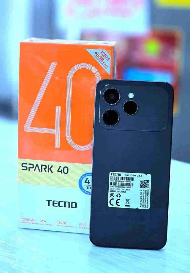 Tecno spark 40
