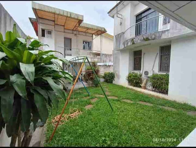 EN VENTE DUPLEX 5PIECES PLUS DEUX INDÉPENDANTE A COCODY ANGRE 8EM TRANCHE LES ROSIERS PROGRAMME 6