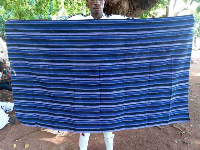 Pagne traditionnel de waraniéné