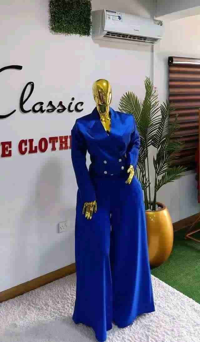 Vente de vêtements pour femmes