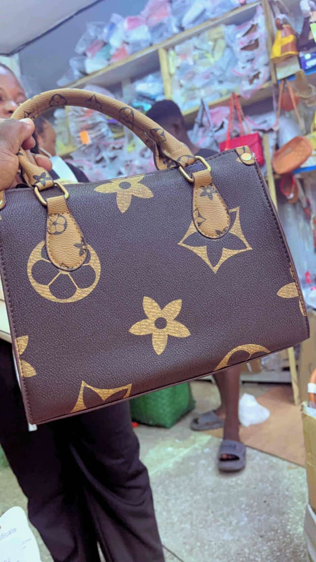 Disponible immediatement