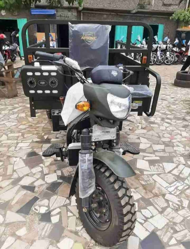 Moto Tricycle Apsonic Cargo Neuf à vendre à Abidjan