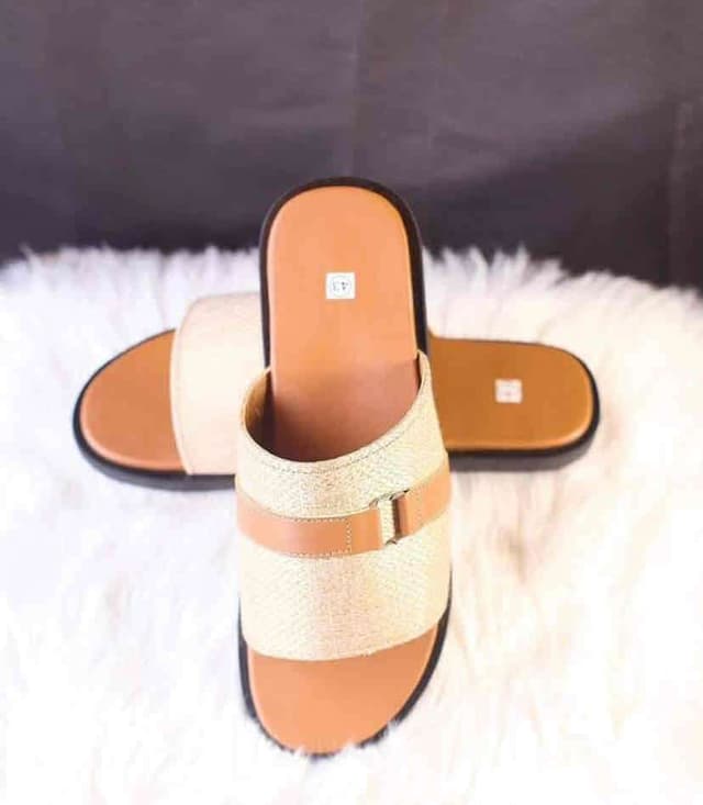 Sandale en cuir