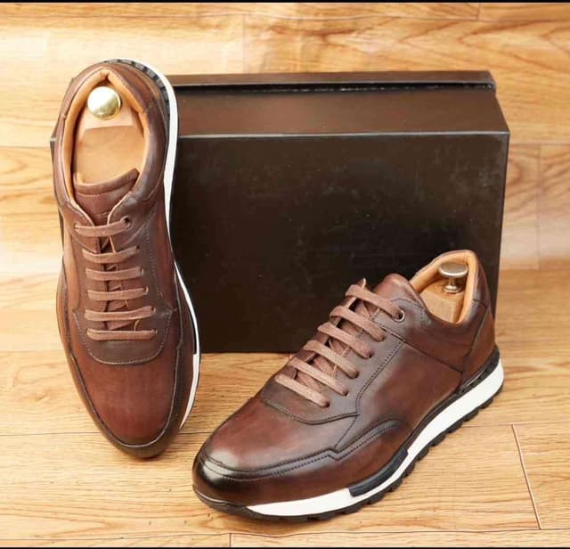 CHAUSSURE