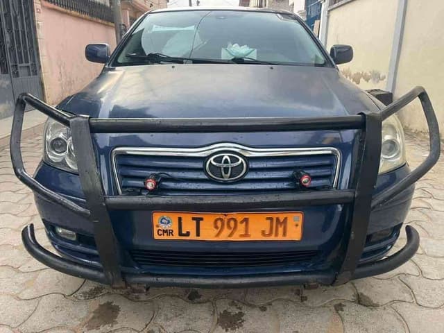 TOYOTA AVENSIS