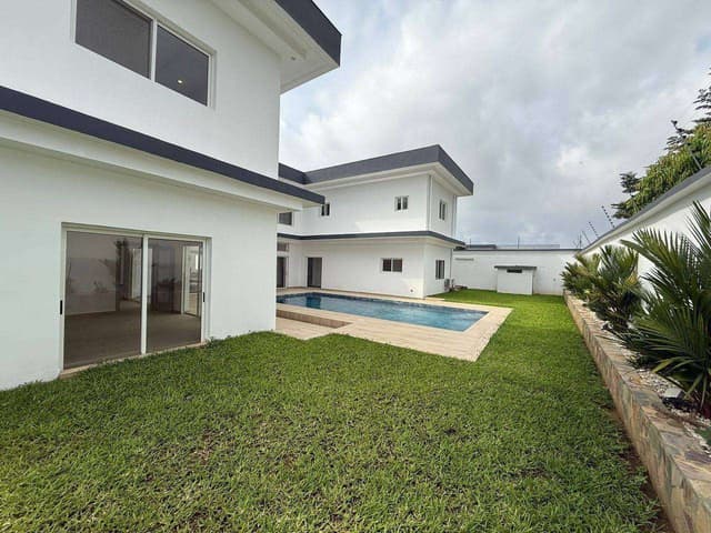 À LOUER – MAGNIFIQUE VILLA DUPLEX F9 - À COCODY RIVIERA 4