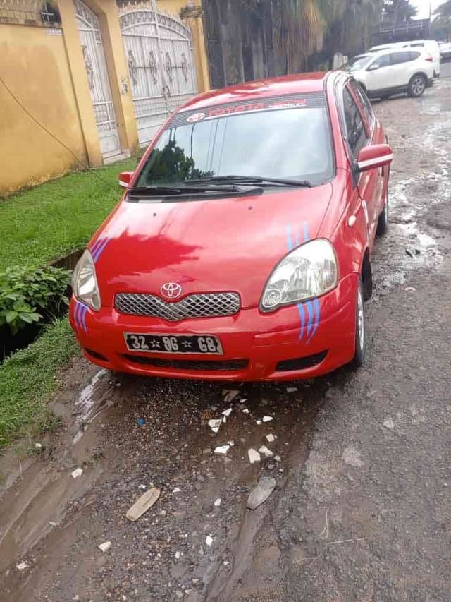 TOYOTA YARIS VVT-i