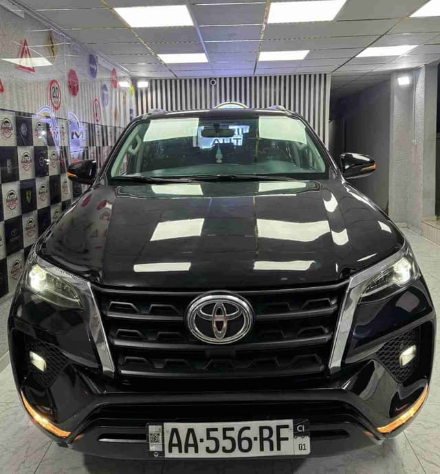 Toyota fortuner