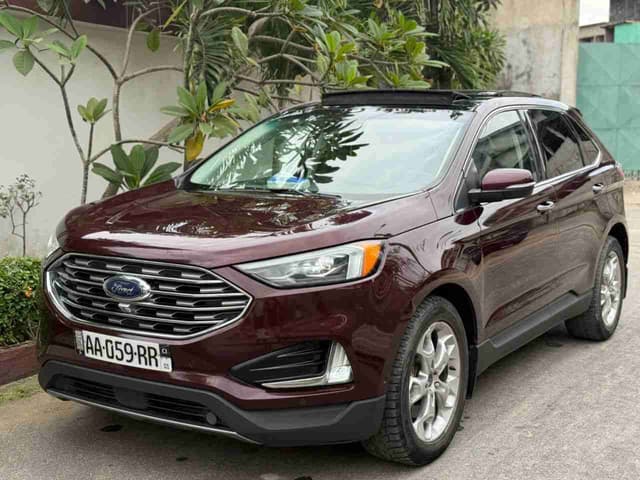Ford EDGE TITANIUM