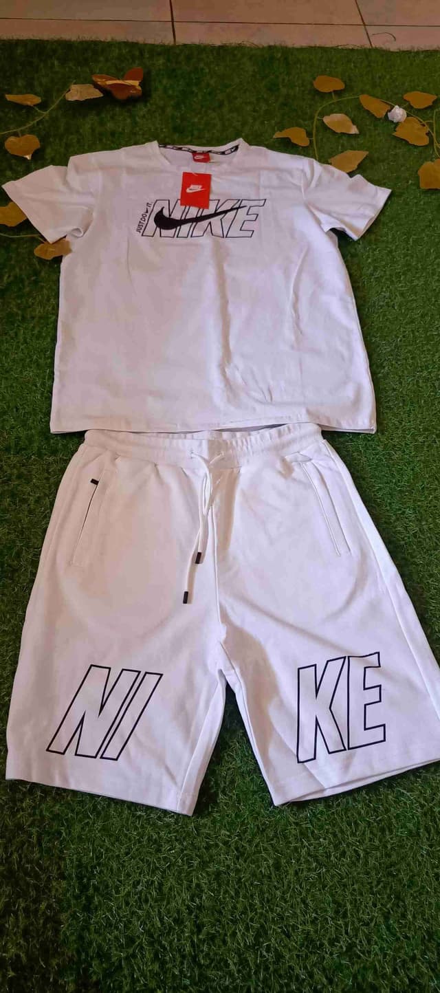 Complet Nike