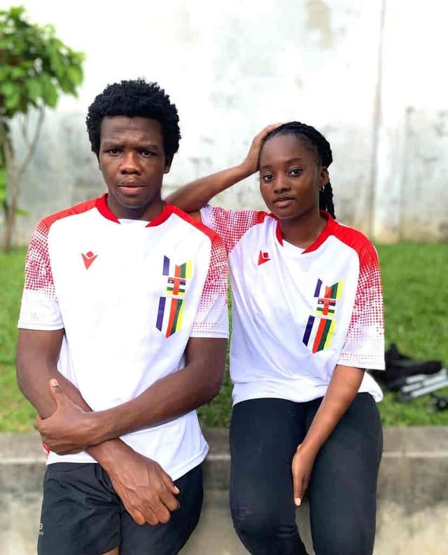 Maillot de football – Neuf et original