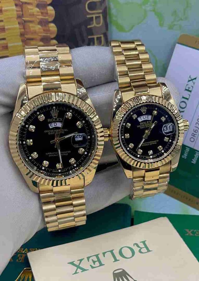 Élégance dorée à votre poignet – Montres Rolex Day-Date pour lui & elle"*