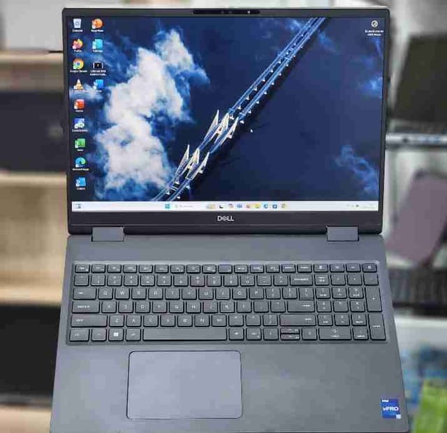 💻 DELL Precision 7670 – Core i7 12 GenH
