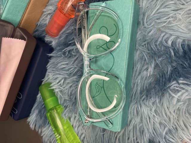 Lunettes anti lumière et montures