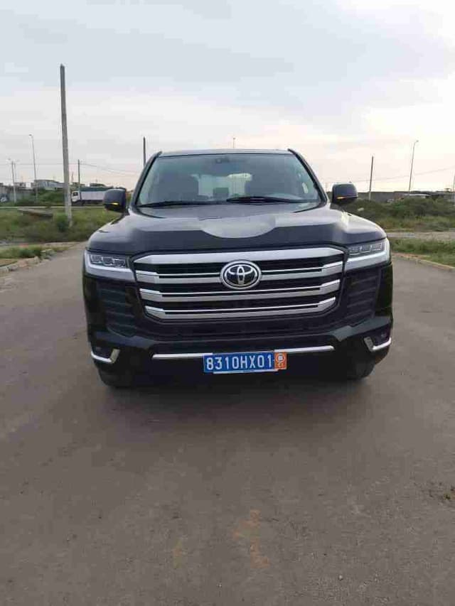 TOYOTA LAND CRUZER 2018