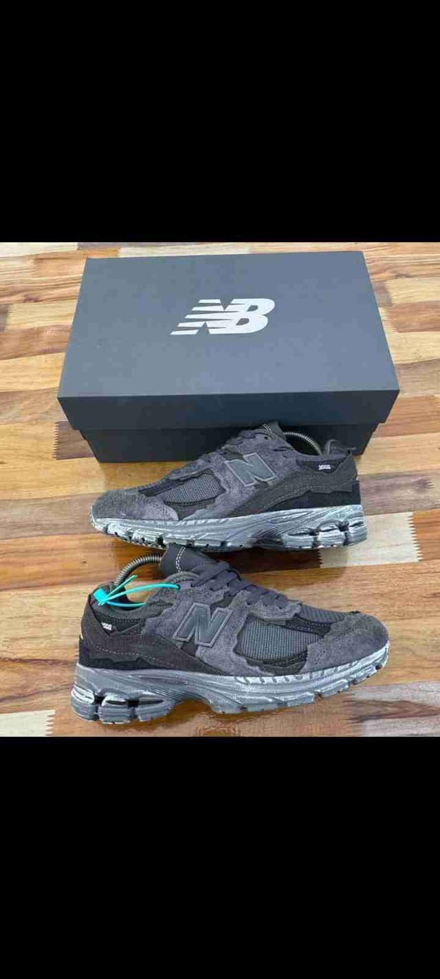 Nouvelle paire de chaussure