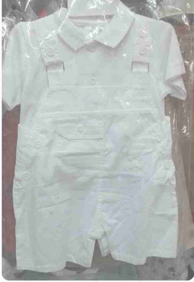 Vêtements bébés et enfants