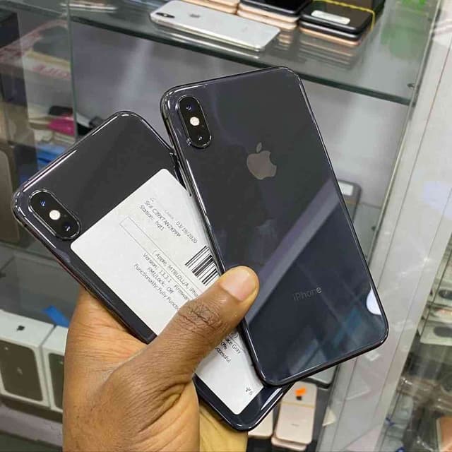 iPhone X