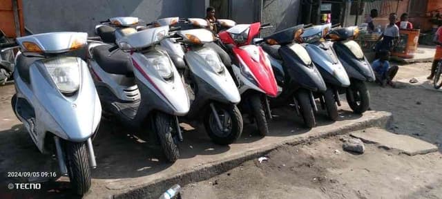 Les motos scooter
