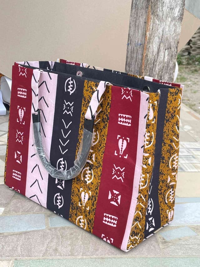 Sac à main femme -Neuf et tendence
