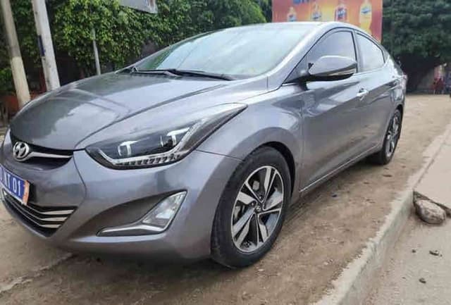 Hyundai Elantra 2017