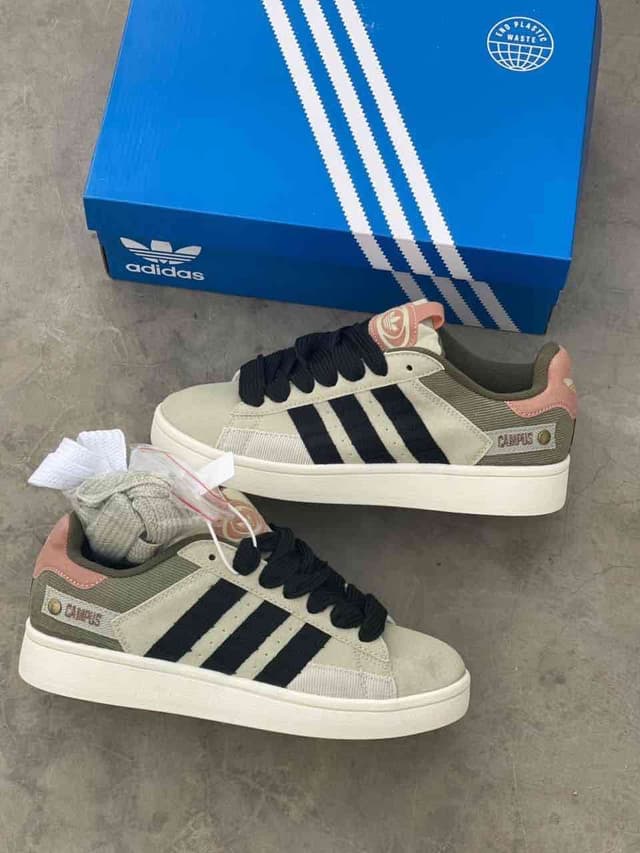 CHAUSSURES