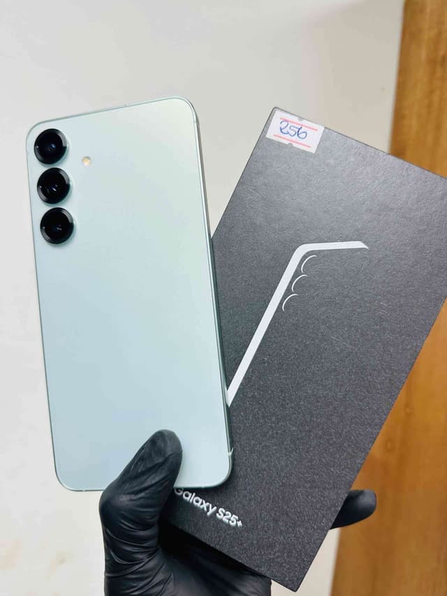 Samsung S25 plus
